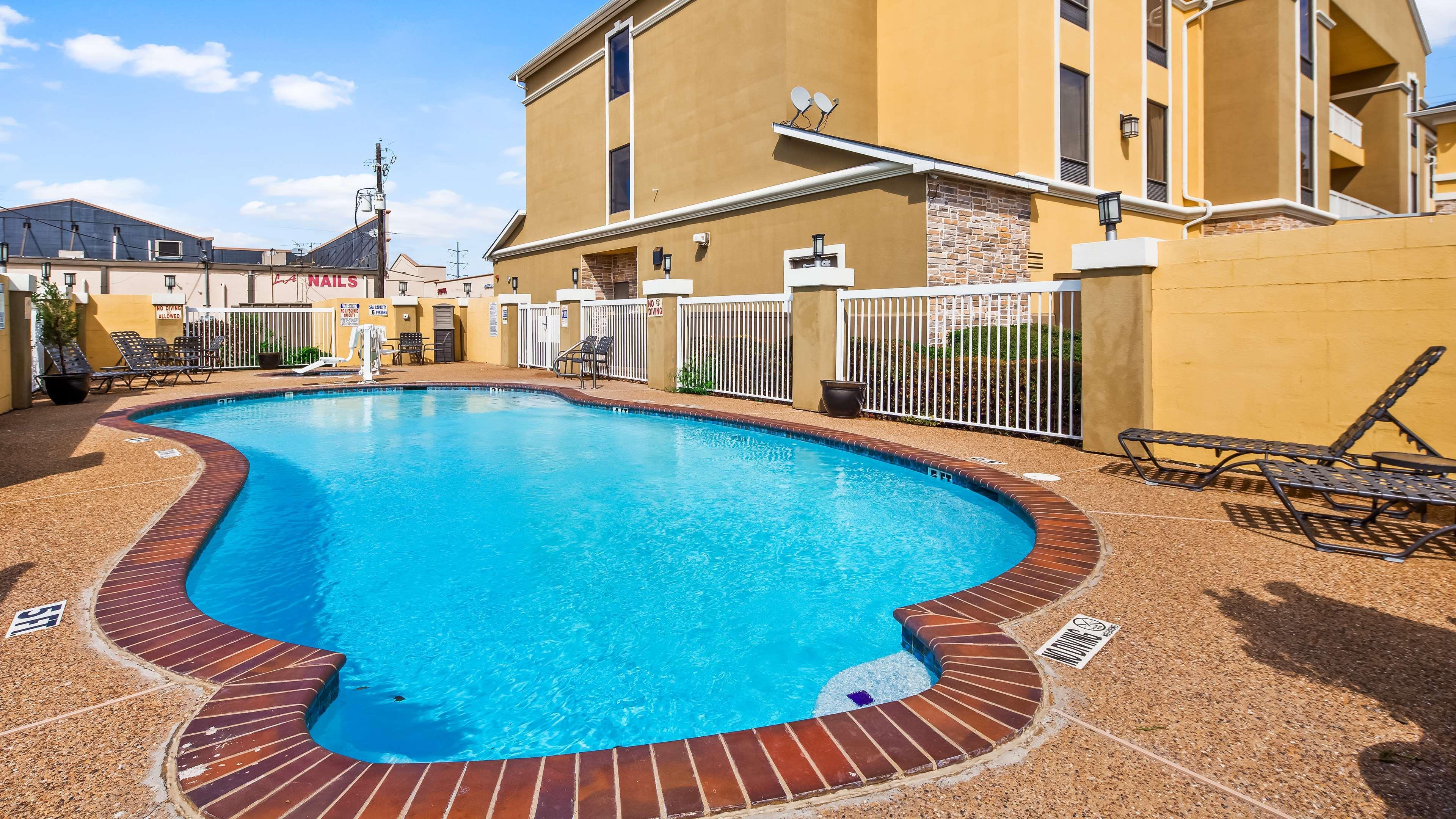 Best Western Plus Mckinney Inn And Suites Exterior photo